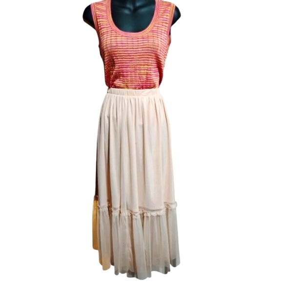 Missoni | Valentino S.P.A | Luxury High End Vibrant Pink And Gold Space Dye Top - Picture 3 of 14